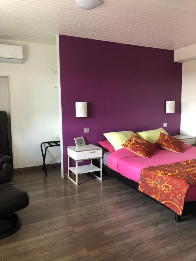 La Ferme Du Bonheur Bed & Breakfast Arbigny ภายนอก รูปภาพ