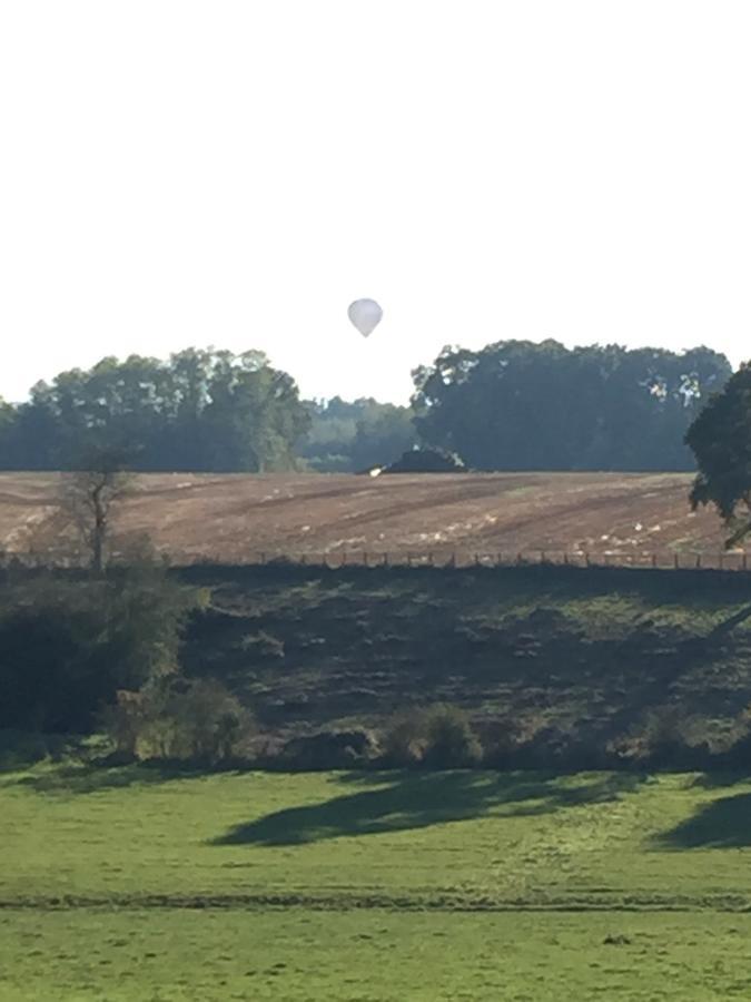 La Ferme Du Bonheur Bed & Breakfast Arbigny ภายนอก รูปภาพ
